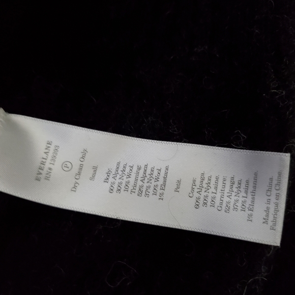 [SOLD] Everlane Alpaca Crew - Picture 7 of 7